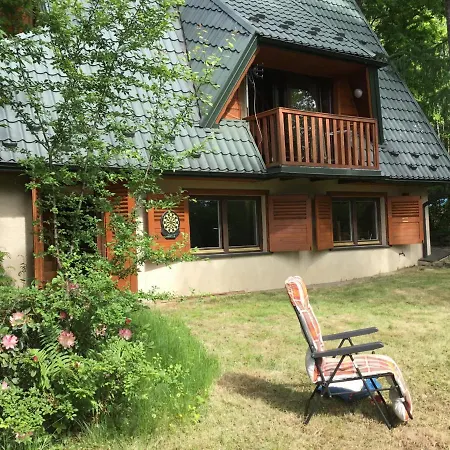 Domek W Lesie Leki  Zewnętrze zdjęcie
