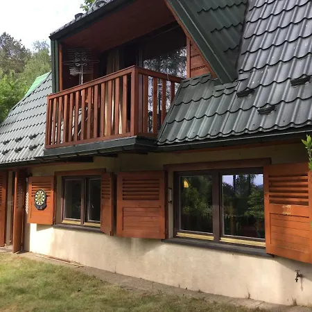 Domek W Lesie Leki  Zewnętrze zdjęcie